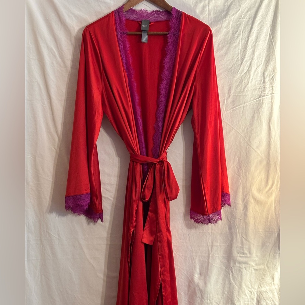 Stunning red Savage X Fenty rob with delicate lace trimmed maxi length rob.